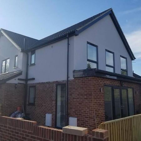 Paradigm House, Modern 2-Bedroom Duplex Apartment 2, Free Parking, Oxford Esterno foto